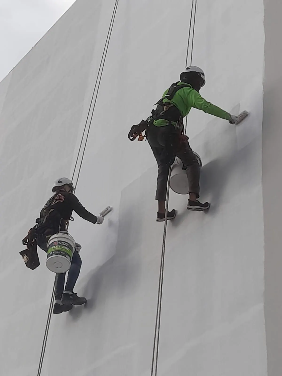What Goes Into a Professional Facade Inspection Report?